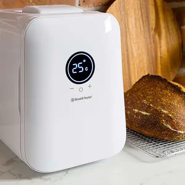 Brod & Taylor Sourdough Home Fermentation Aid With Bread