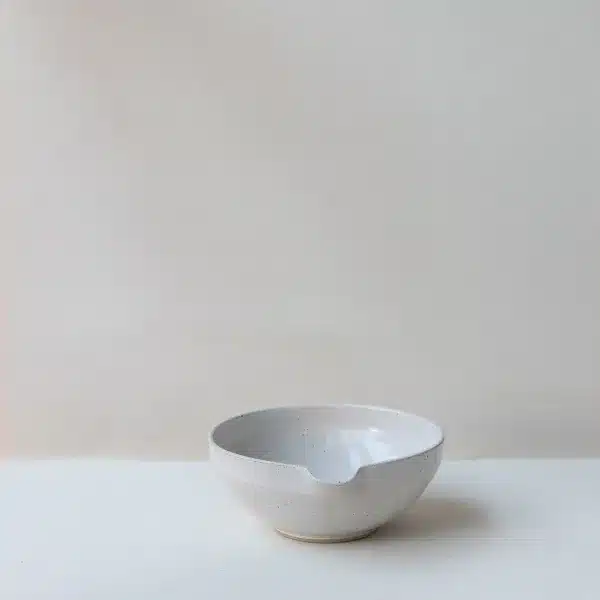 Pouring bowl