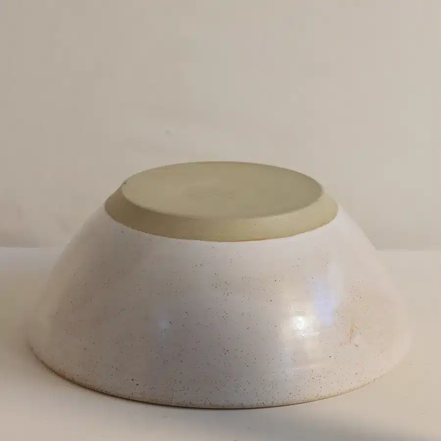 Mixing bowl upturned - Ceramic, hand-thrown